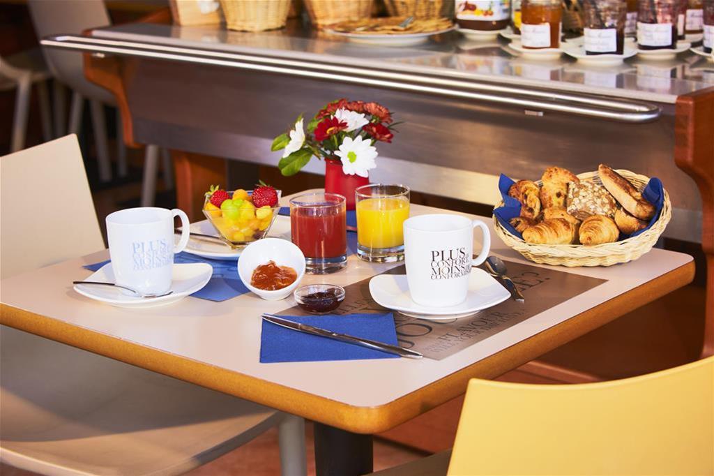 Kyriad Ouest A9 Hotel Nîmes