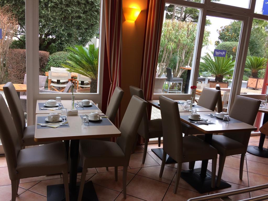 Kyriad Ouest A9 Nîmes