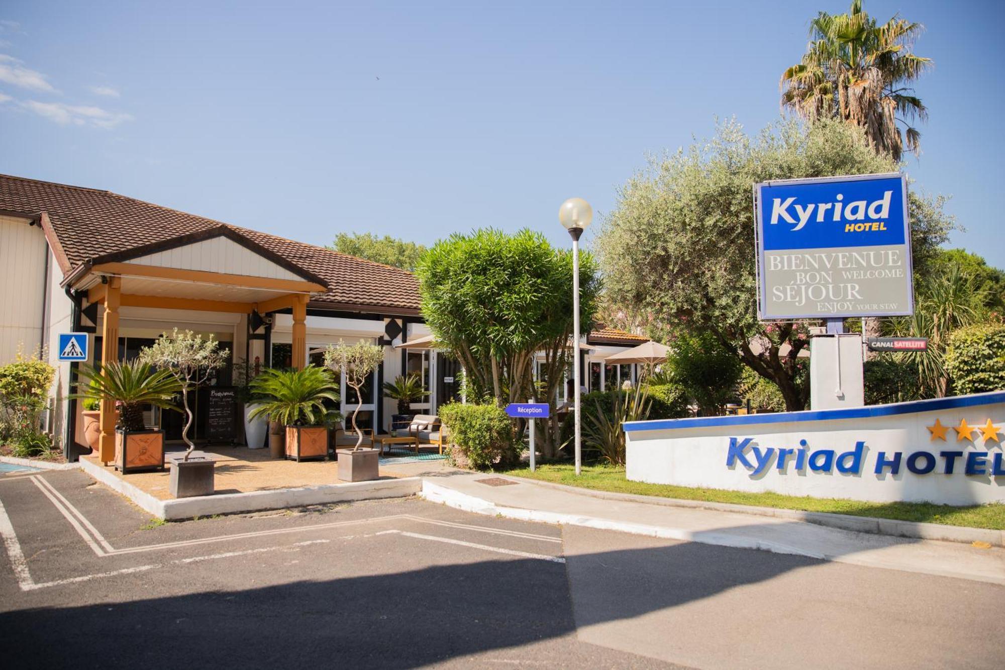 Kyriad Ouest A9 3* Nîmes